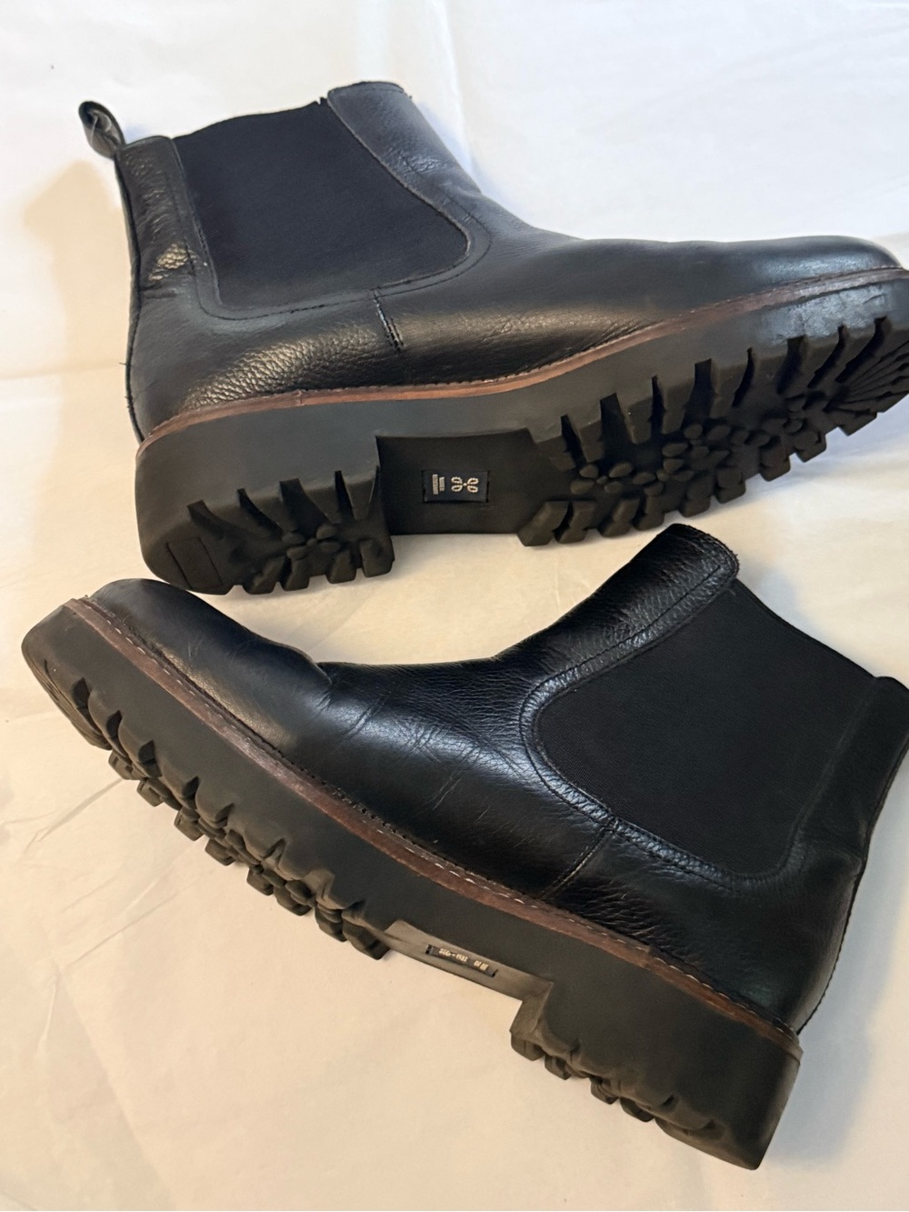 Caslon Black Leather Chukka Boots with Lug Sole